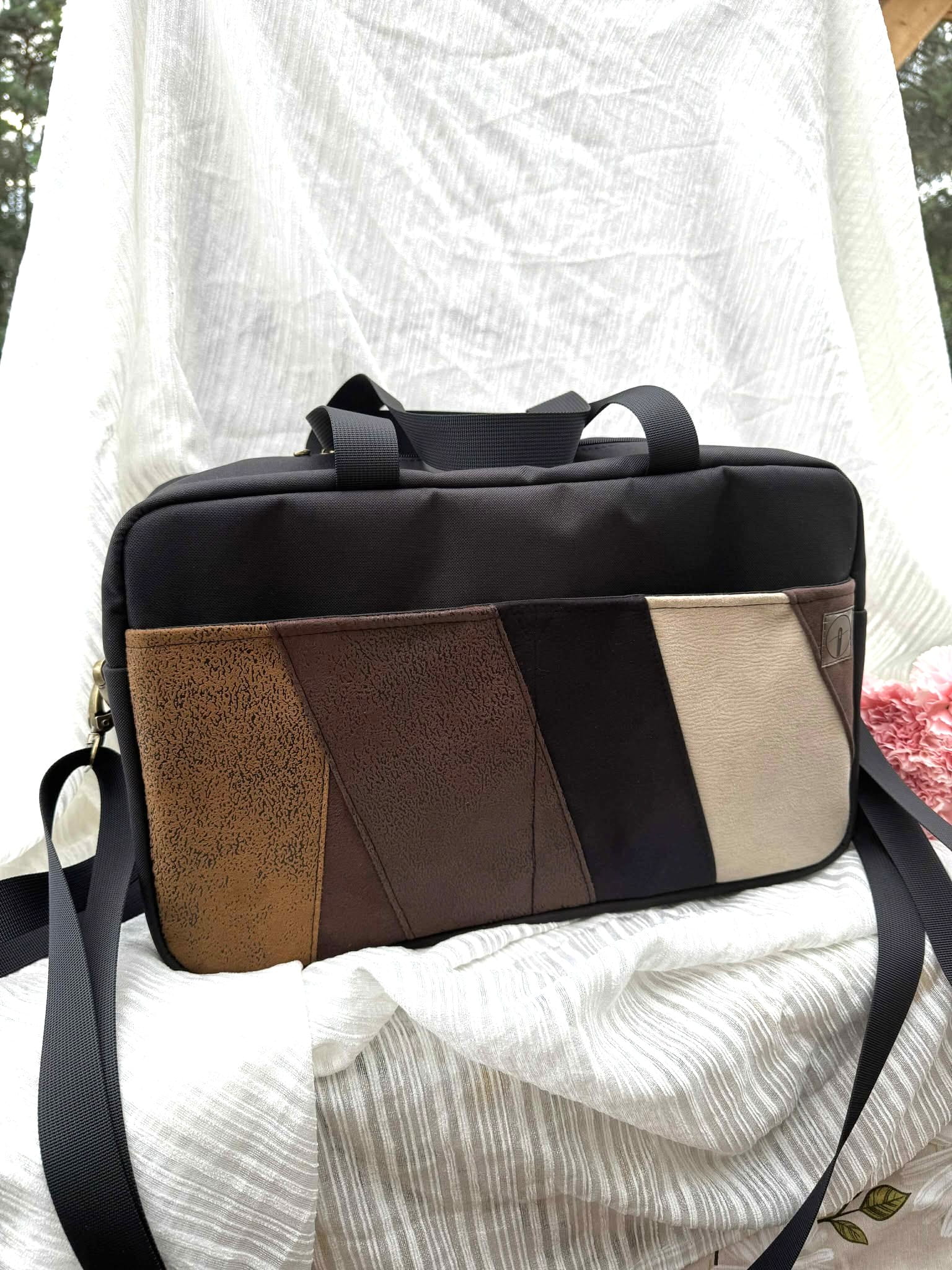 Mama box Skrawkowiec mustangowiec