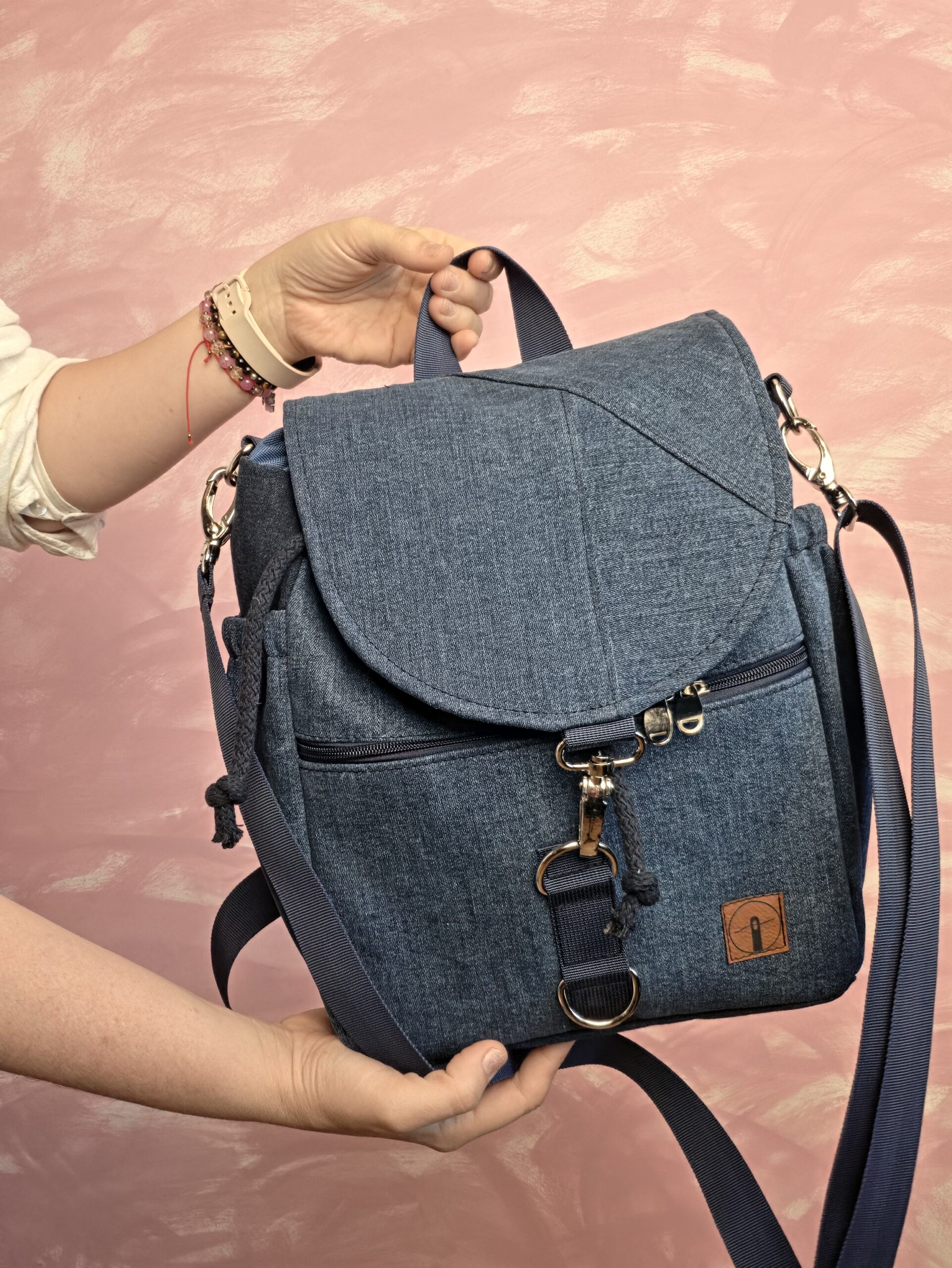 Plecak Klapkowiec mini 2w1 jeans recykling - obrazek 3